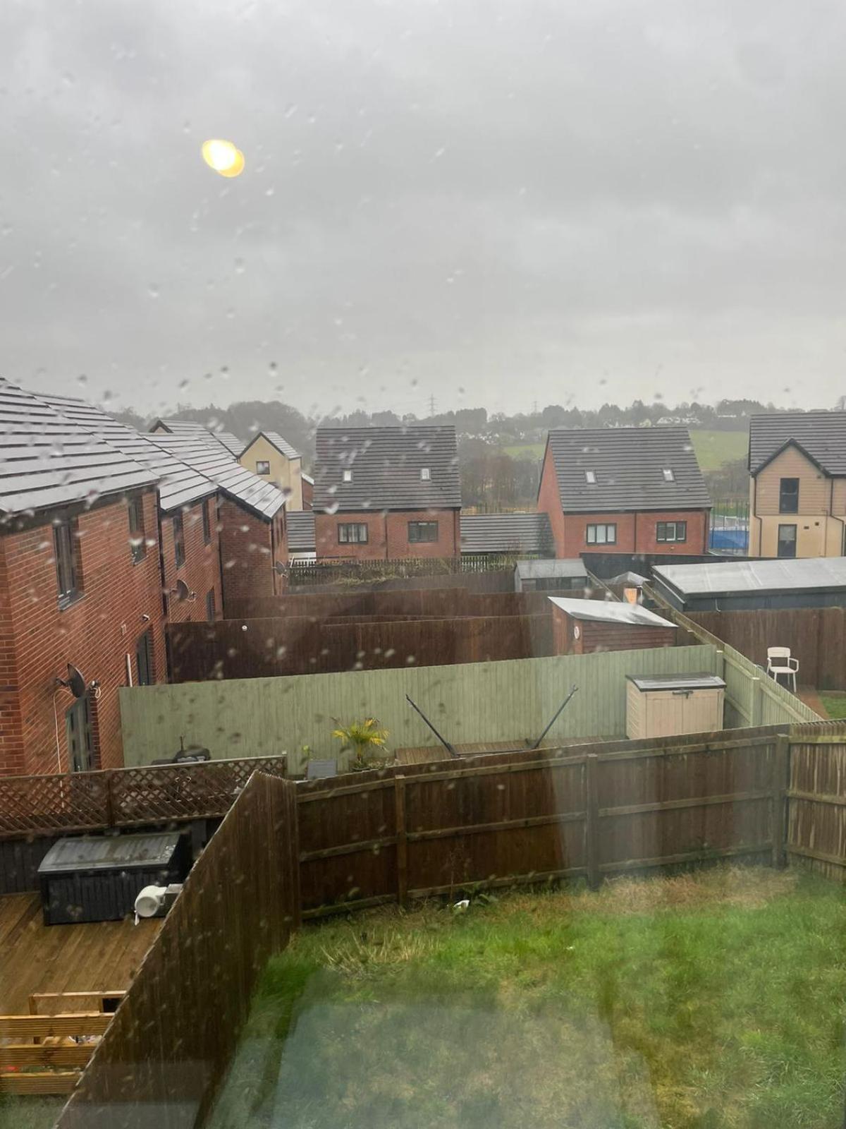 Village House St Mellons - Close To A48 And M4 Cardiff Buitenkant foto